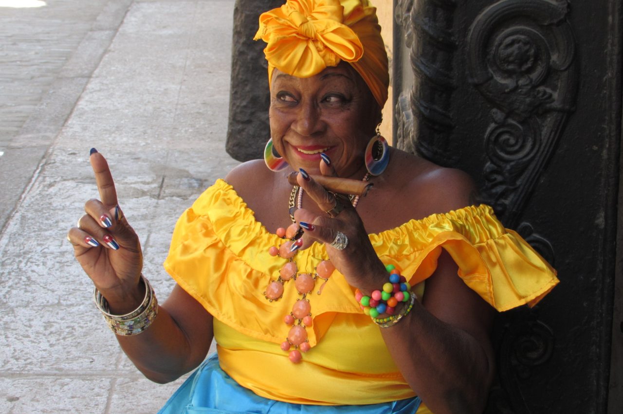 Cuba Smile Cigar havana Lady