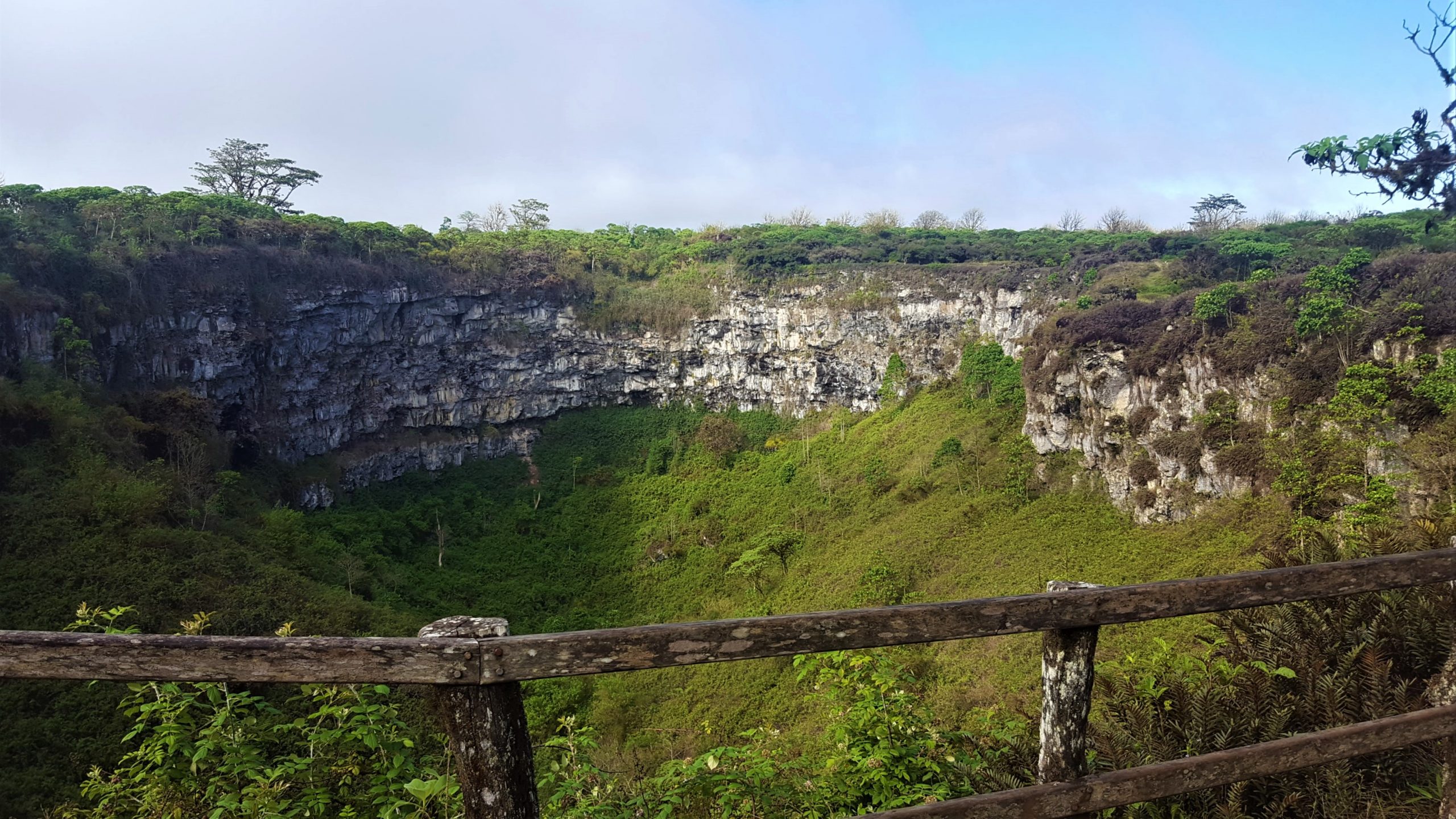 Twin Craters - Travel Just 4U