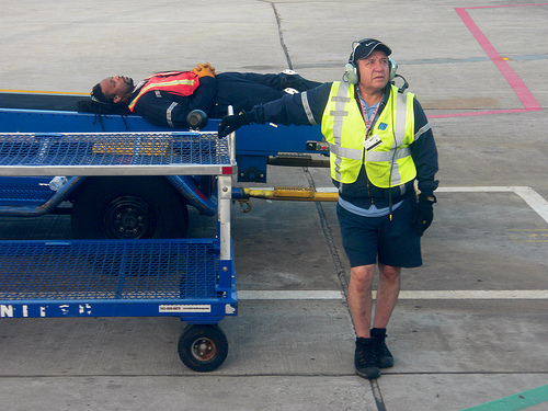 baggage-handler-freaked-out-by-unexpected-luggage-item-comfort